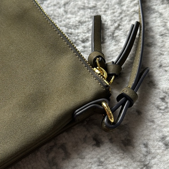 Old Navy Crossbody Bag - Olive Green - Picture 2 of 6